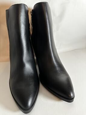 NIB Blondo Reese Women's Boots Black Leather Waterproof Size 9.5 Classy Party